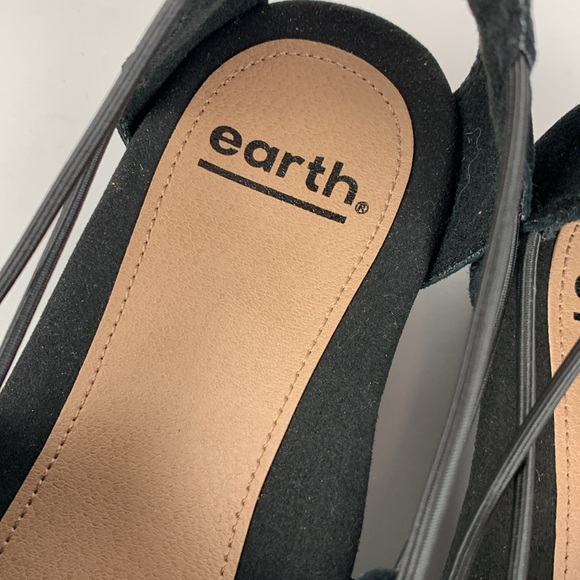 earth black sandals - Picture 3 of 8
